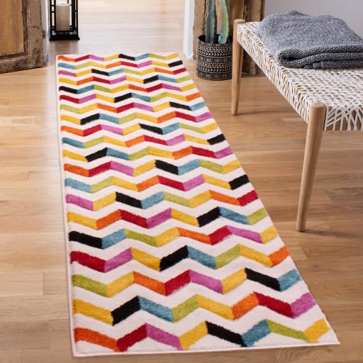 Spectra Carved C Geometric Rainbow, Are 100 Polypropylene Rugs Soft