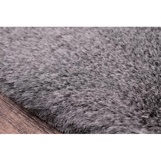 Tipped Luxe Fur Shadow Grey Closeup.jpg