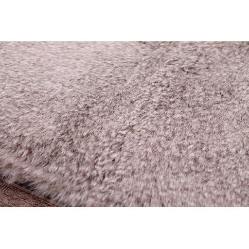 Tipped Luxe Fur Warm Mink Closeup.jpg
