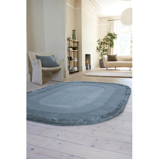 Halo Denim Oval Rug Hand Tufted Wool Viscose Bordered Modern Ombre Rug in Blue