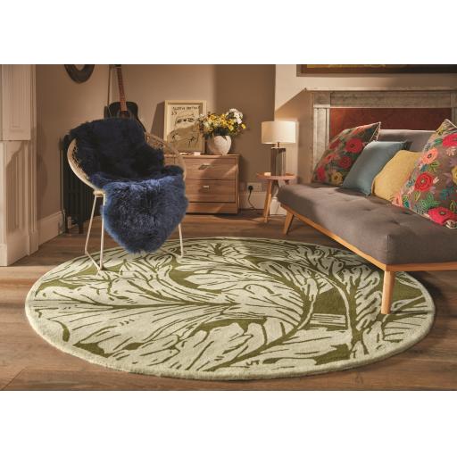 Heritage Floral 2 Pure Wool Damask Hand Tufted Round Rug in Moss Green