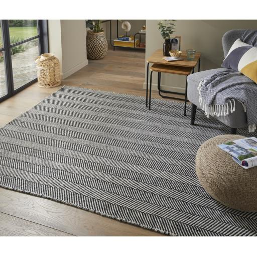 Cotswold Natural Flatweave Hand Woven Braided Wool COTW03 Black White Rug by Concept Looms