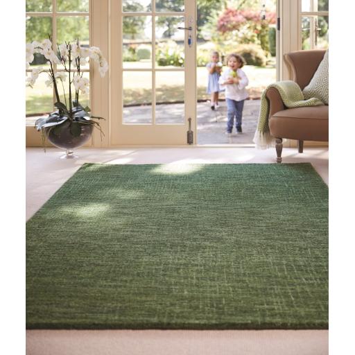 Origins Country Tweed Plain Distressed Wool Forest Green Rug in Large Size 160x230 cm