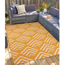 Summer Breeze Chevron Gold.jpg