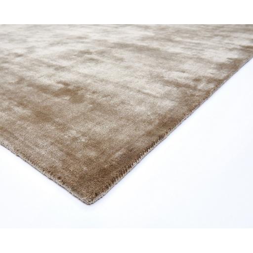 chrome-putty-plain-rug-1.jpg