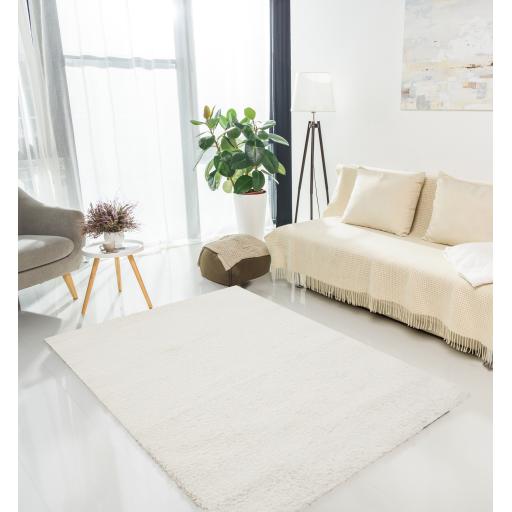 Super Comfy Soft Plush Shaggy Rug in Ivory White