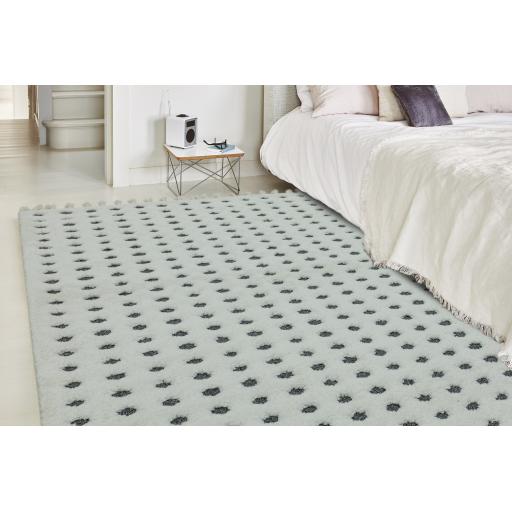 Ariana AR05 Dotty Boho Shaggy Fringed Rug Soft Scandi Design in Cream Grey